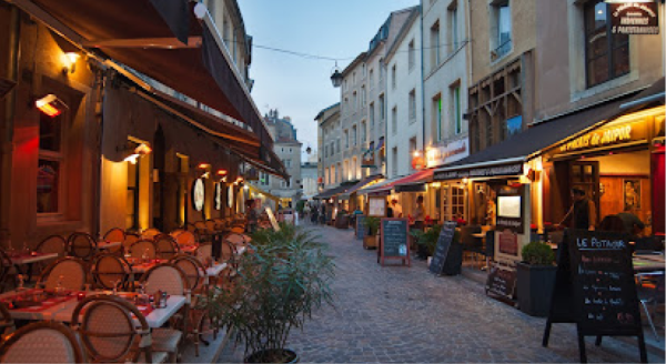 Le Club Des Trotteurs - restaurant JULLIANGES