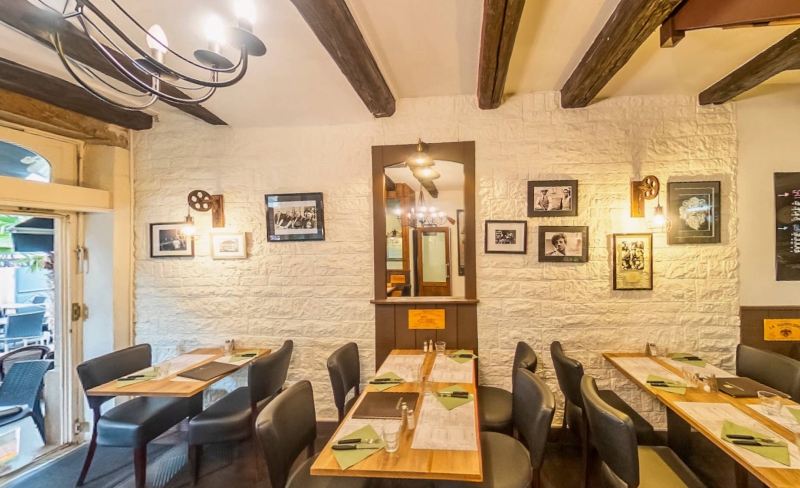 Le restaurant - Le Club Des Trotteurs - restaurant JULLIANGES